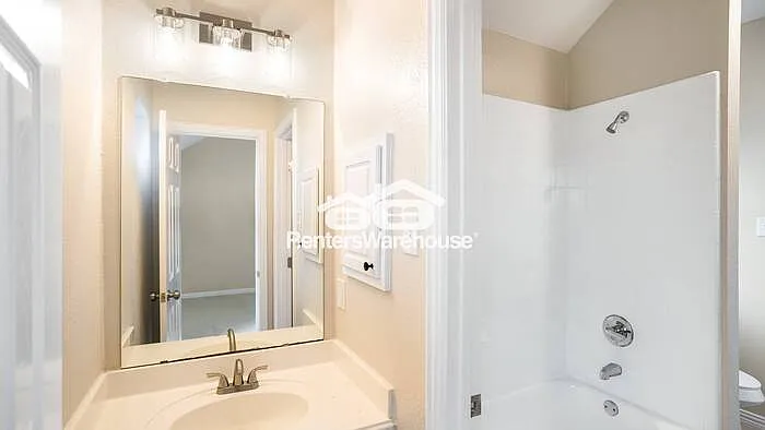 508 Lilac Ln — Photo 41