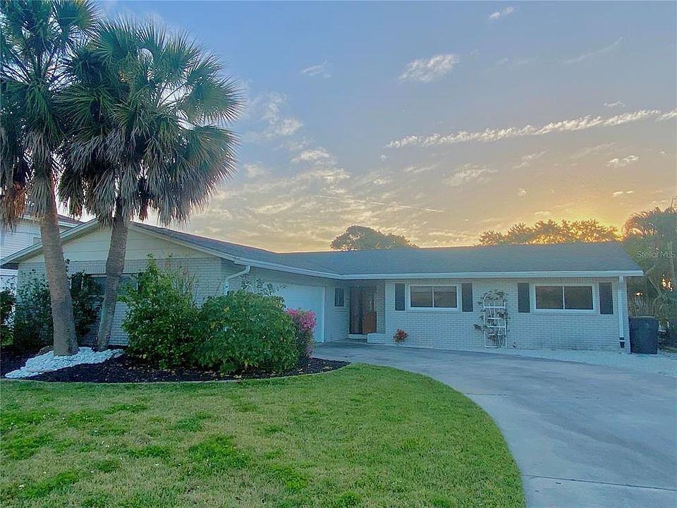1st image of 4617 BAY CREST DRIVE