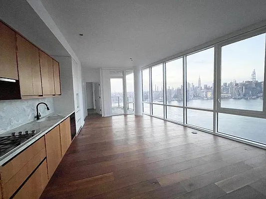 Rented by Ulas Real Estates Inc | media 28