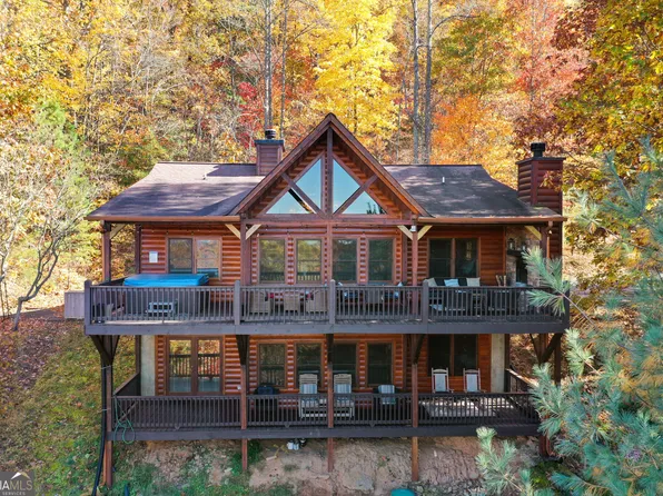 437 Spruce Cir, Mineral Bluff, GA 30559