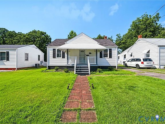3rd image of 308 Maple Ln