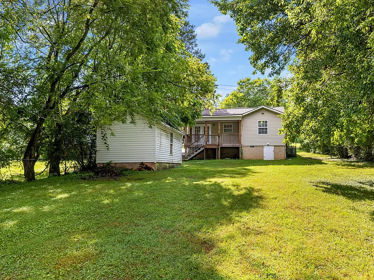 4092 University Dr — Photo 24