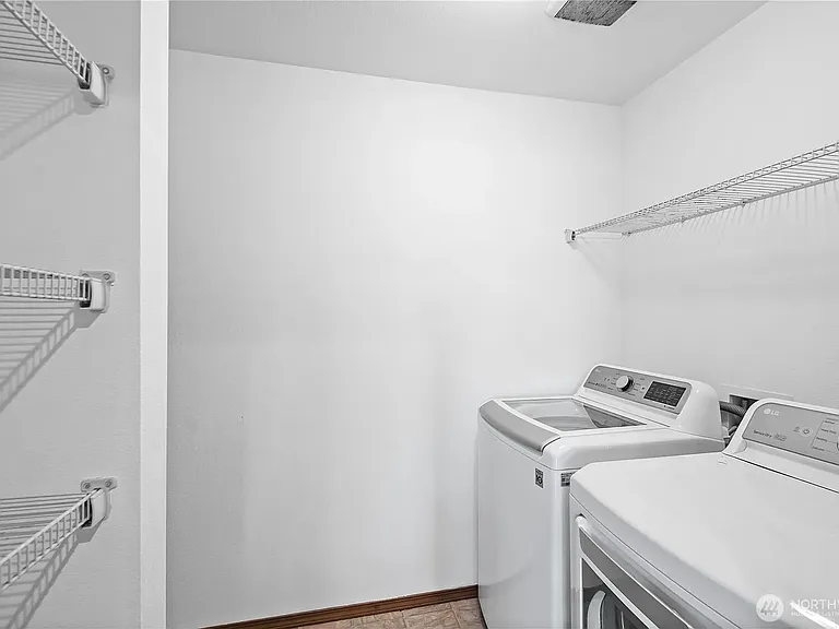 20402 11th Avenue Ct E — Photo 15