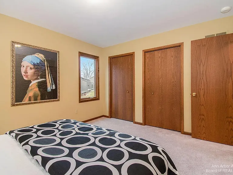 492 Park Pl — Photo 18