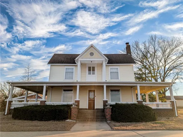 18133 S 1525th Rd, Nevada, MO 64772