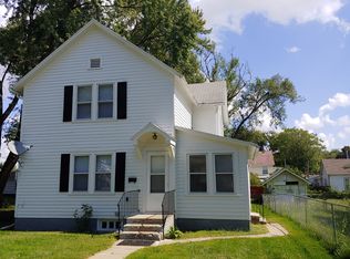 1111 E 8th St, Des Moines, IA 50316
