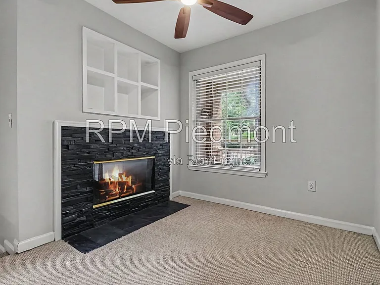 220 Renaissance Pkwy NE #2122 — Photo 15