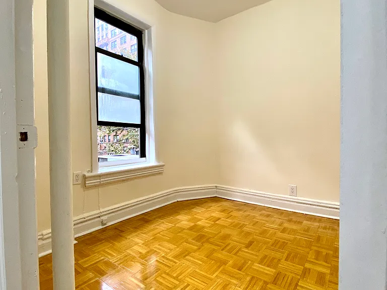 220 E 78th St #23 — Photo 10