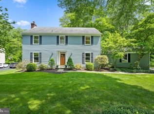 1067 Beaumont Rd, Berwyn, PA 19312