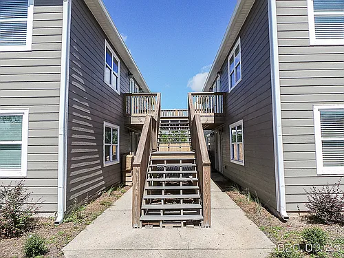 723 S Berthe Ave Photo 1