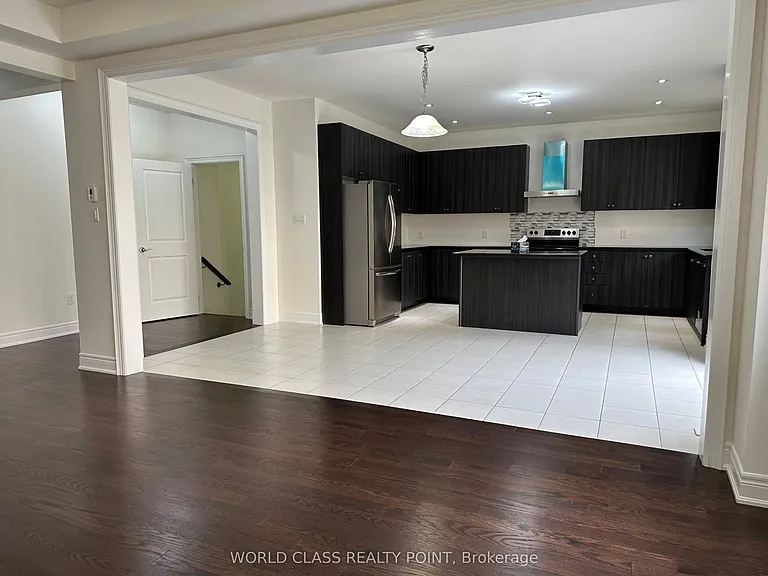 9 Lyle Way — Photo 3