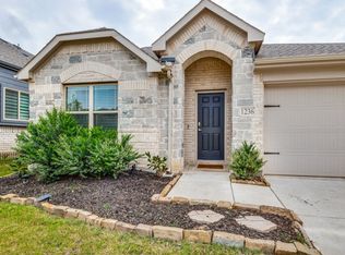 1236 Rosebush Rd, Aubrey, TX 76227
