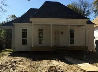 8816 Hermitage Pl, River Ridge, LA 70123