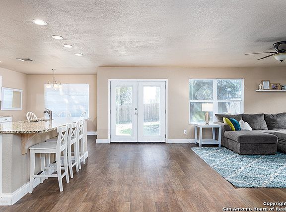 5th image of 8806 Sarasota Woods