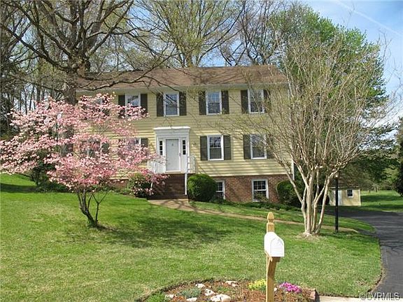 2nd image of 1700 Windingridge Dr