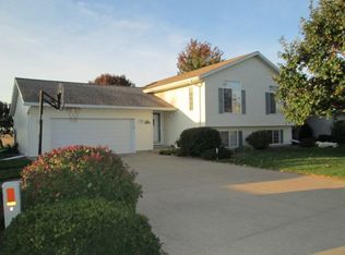 1711 Koestner St, Burlington, IA 52601