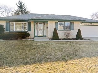 7351 Iris Ave, Hanover Park, IL 60133