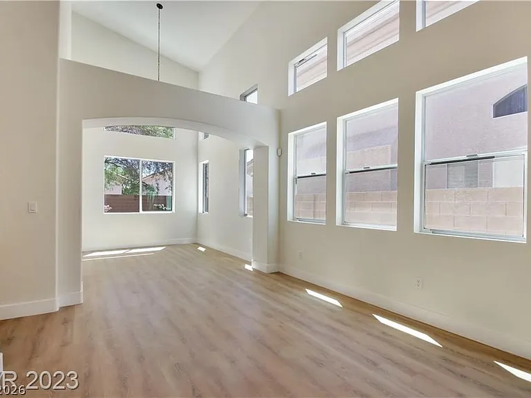3816 Cape Royal St — Photo 5