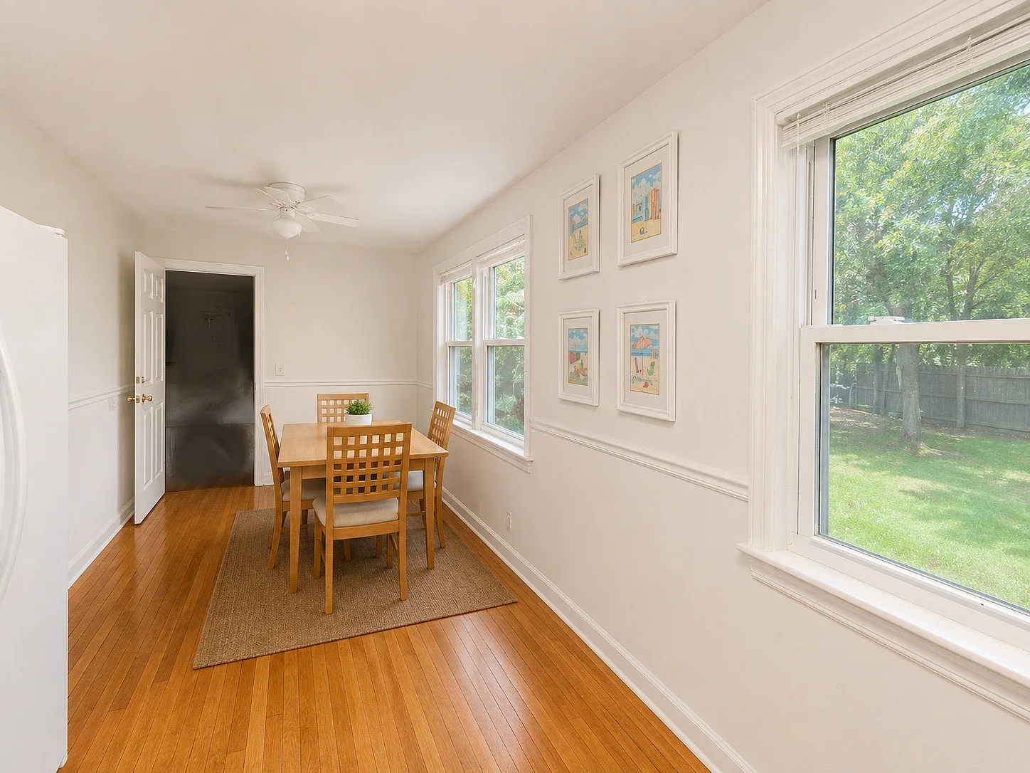 3 bed, 1600 sqft, $2,200 — Photo 4