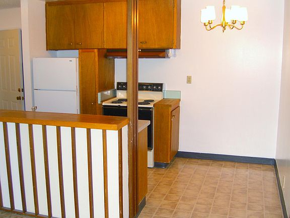 2nd image of 1737 Solano Ave APT 211
