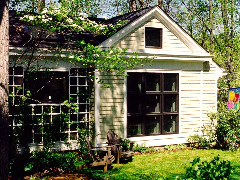 2nd image of 1665 Brandywine Dr