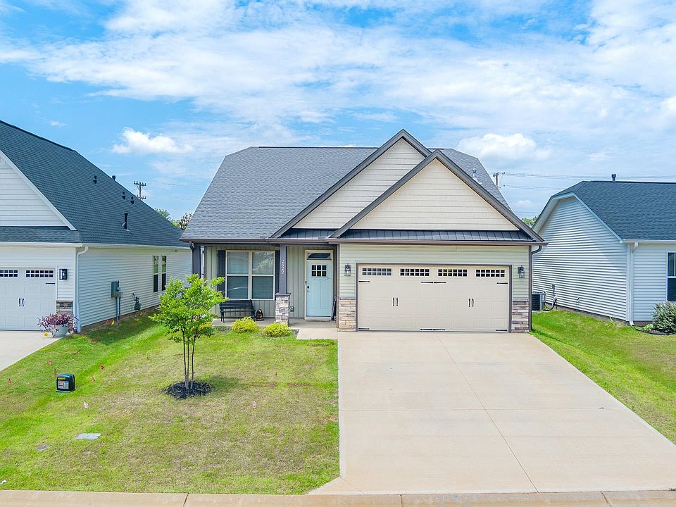 1st image of 2622 Karkinnen Way