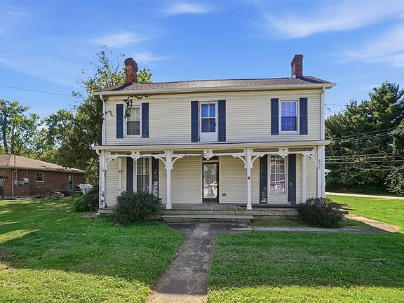 2nd image of 637 Fosters Maineville Rd