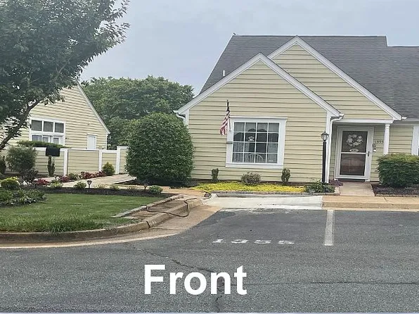 1355 Le Parc Ter, Charlottesville, VA 22901