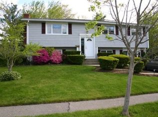 8 Jackson Ave, Peabody, MA 01960