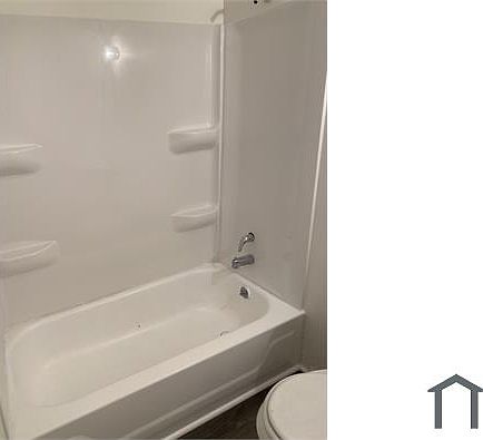 5th image of 1324 Academy Ave APT D