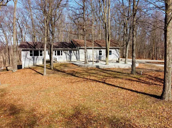 4860 W Old Trail Rd, Larwill, IN 46764
