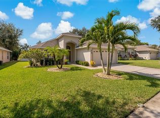 1292 Salt Lake Dr, Tarpon Springs, FL 34689