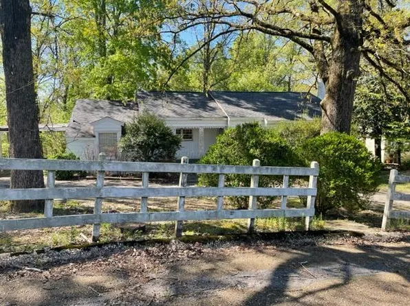 1700 9th Ave, Haleyville, AL 35565