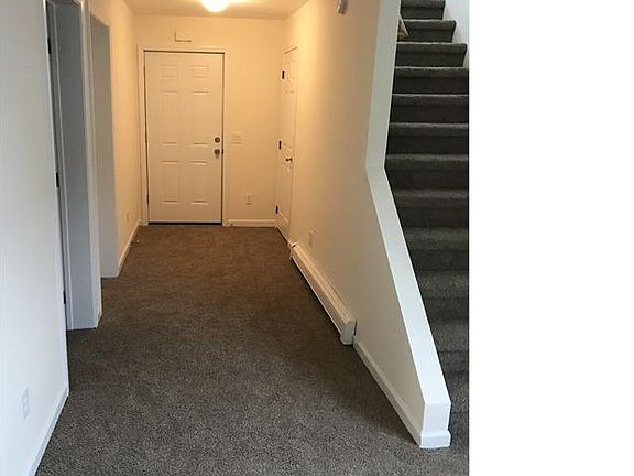2nd image of 62 Woodward Ave