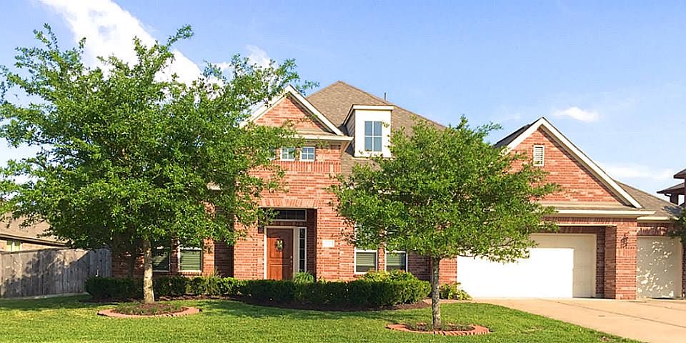 1st image of 1211 Chapel Cone Ln