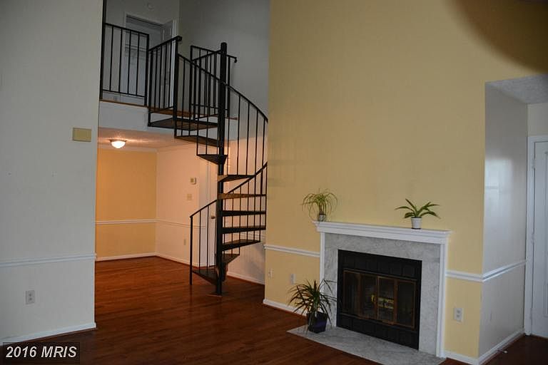 1st image of 12326 Wadsworth Way
