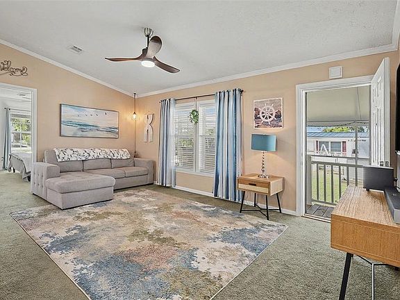 4th image of 11305 Pineapple Rd