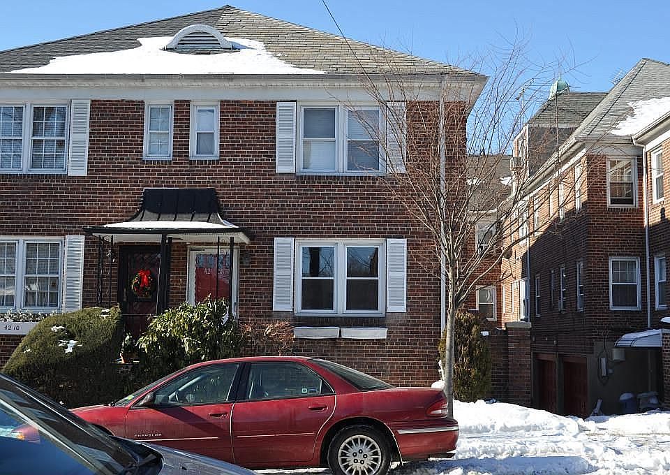 1st image of 4208 208th St