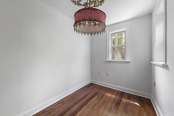 Rented by Halstead Real Estate | media 20