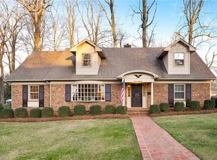 900 Greenwood Dr, Greensboro, NC 27410