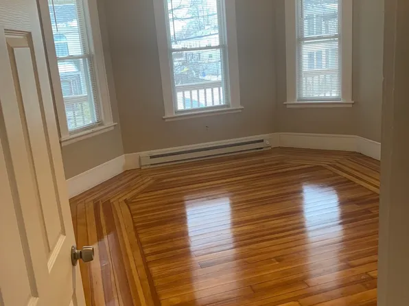 (undisclosed Address), Chicopee, MA 01013