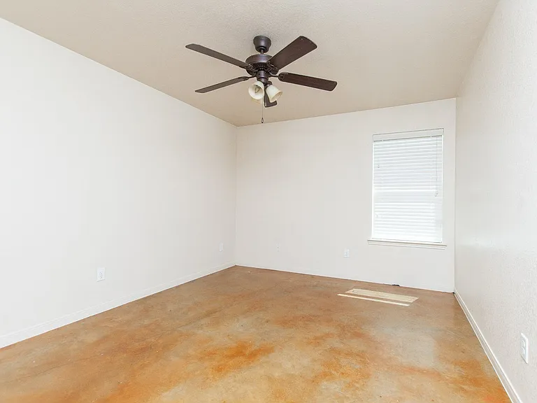613 Kendra Dr #A — Photo 8