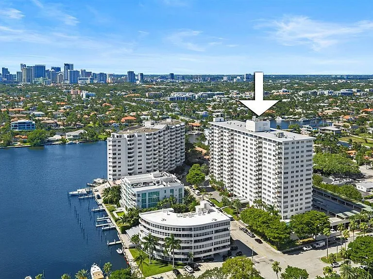 340 Sunset Dr #401 — Photo 32
