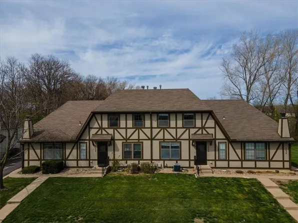 7036 N Fisk Ct, Kansas City, MO 64151