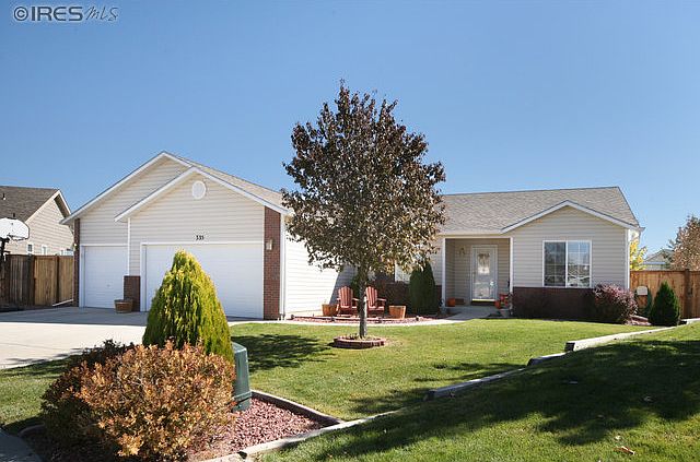 1st image of 335 Scotch Pine Ct