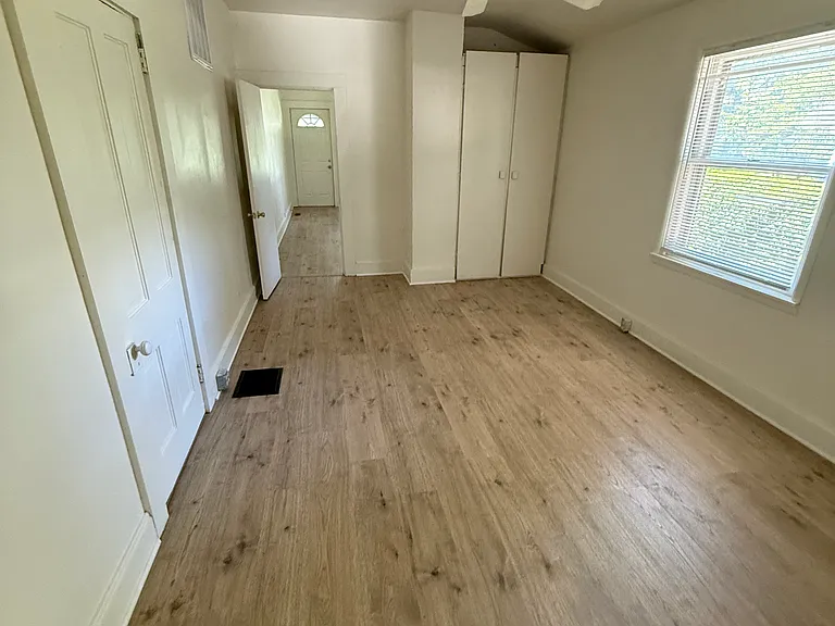 6123 Winthrop Ave — Photo 5