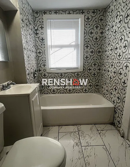 1423 Lyndale Ave #101 — Photo 8