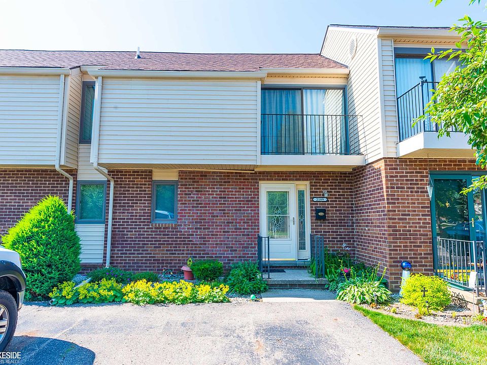 1st image of 2189 Village West Dr N