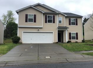 1231 Lauren Village Dr, Charlotte, NC 28213
