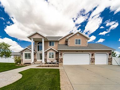 2346 W Silverpoint Way Bluffdale Ut 84065 Zillow